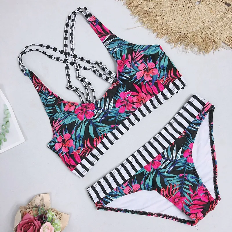 Женский раздельный купальник цвета и размеры в ассортименте