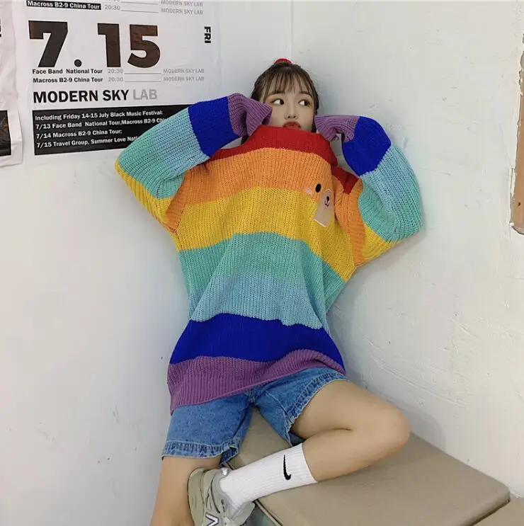 New cute bear expression embroidery vitality rainbow striped round neck knitted sweater | Женская одежда