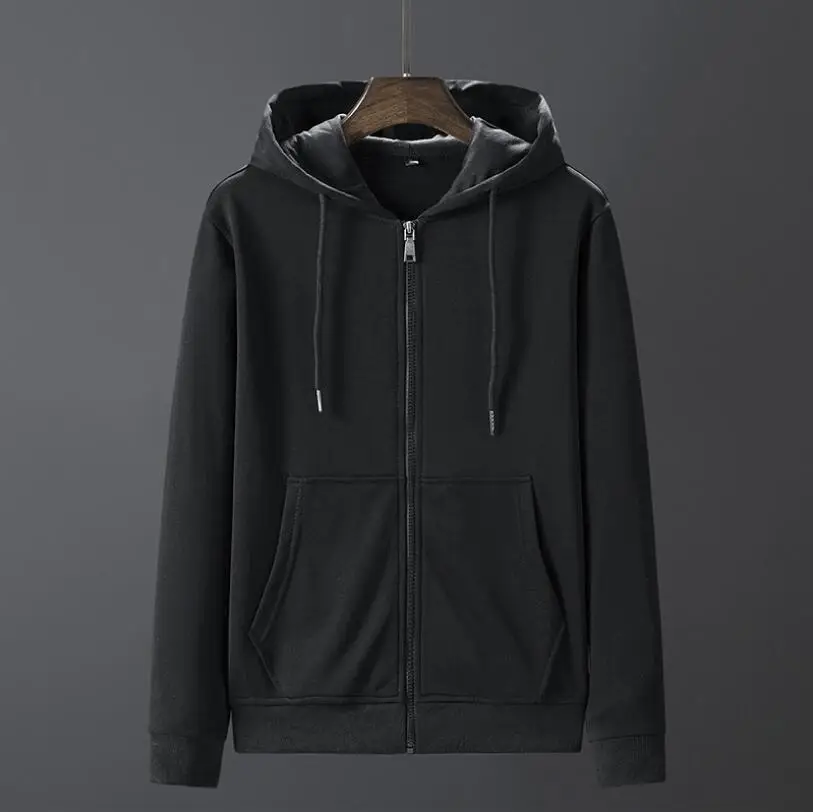 

Hoodies & Sweatshirts