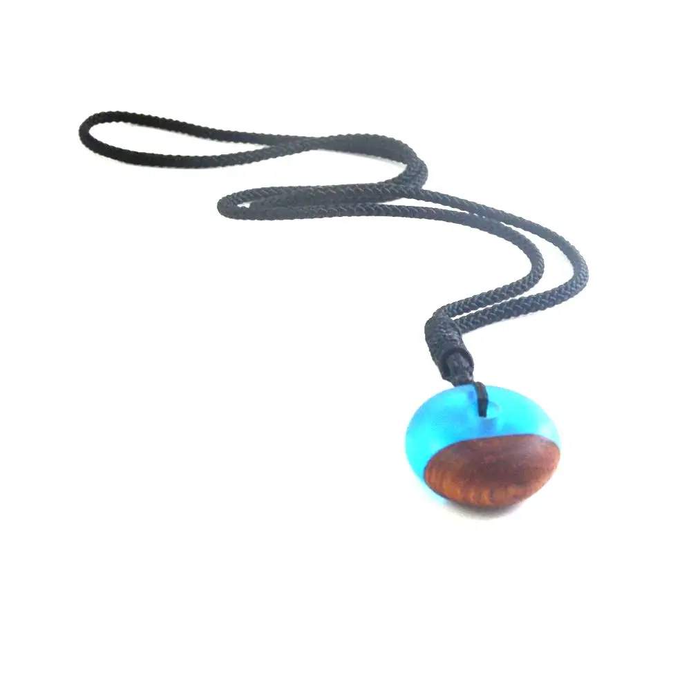 Специальное трехмерное ожерелье из дерева и смолы с безопасной пряжкой для