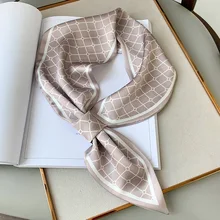 Bufanda de seda de marca de lujo para mujer, chales pequeños con estampado de moda para oficina, Hijabs, Foulard, 2022