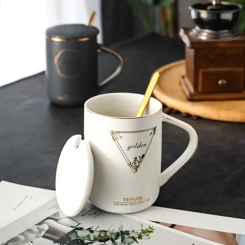 Кружка в скандинавском стиле с крышкой и ложкой пара чашек керамическая чашка