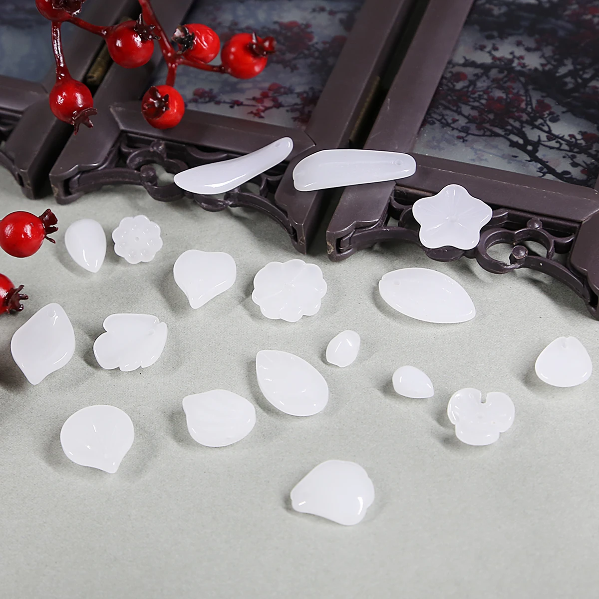 Стеклянные нестандартные белые бусины Лепестки ручной работы 10 шт./лот для