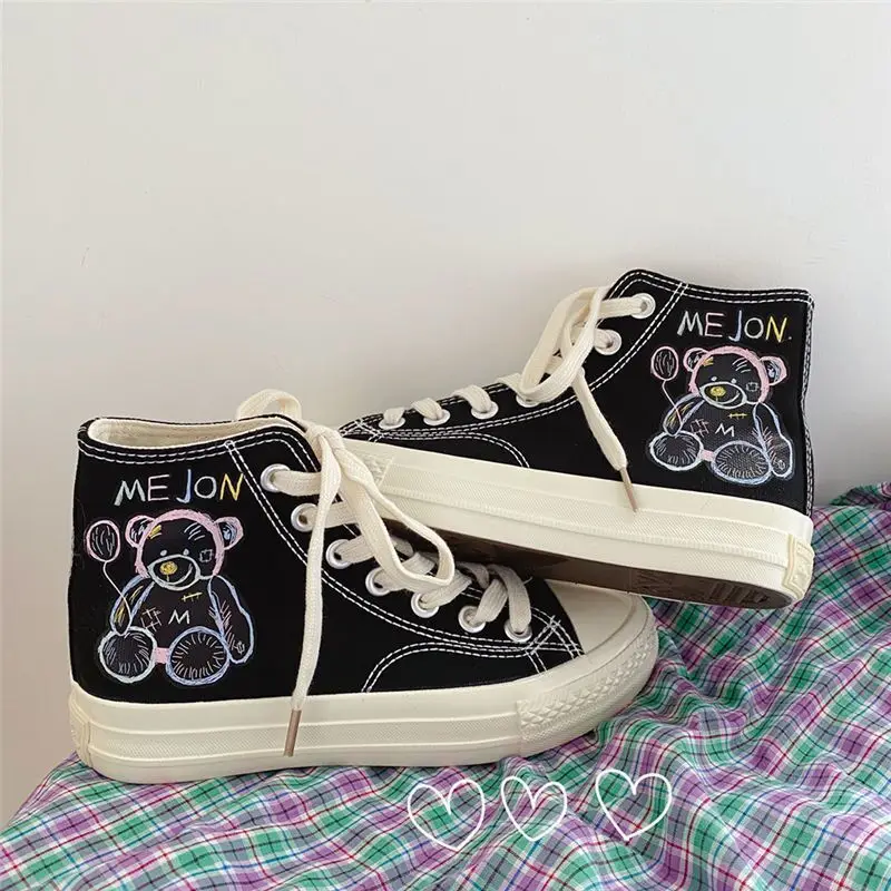 

Design Women Canvas Shoes Brand Student Casual Bear Print Sneakers Cute Graffit Platform Shoes For Girls Soft High Top Sneakers