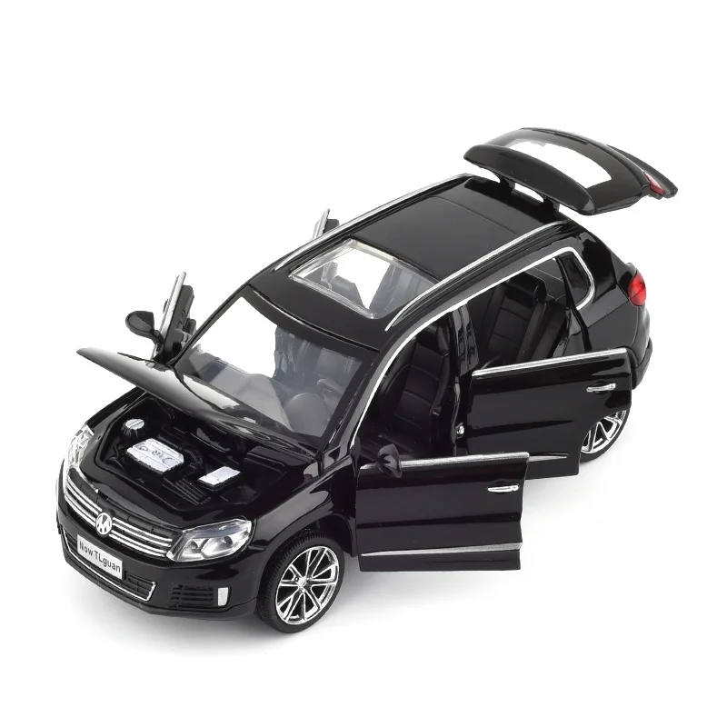 Модель автомобиля Volkswagen Tiguan Suv из сплава в масштабе 1:32 модель со звуком и светом