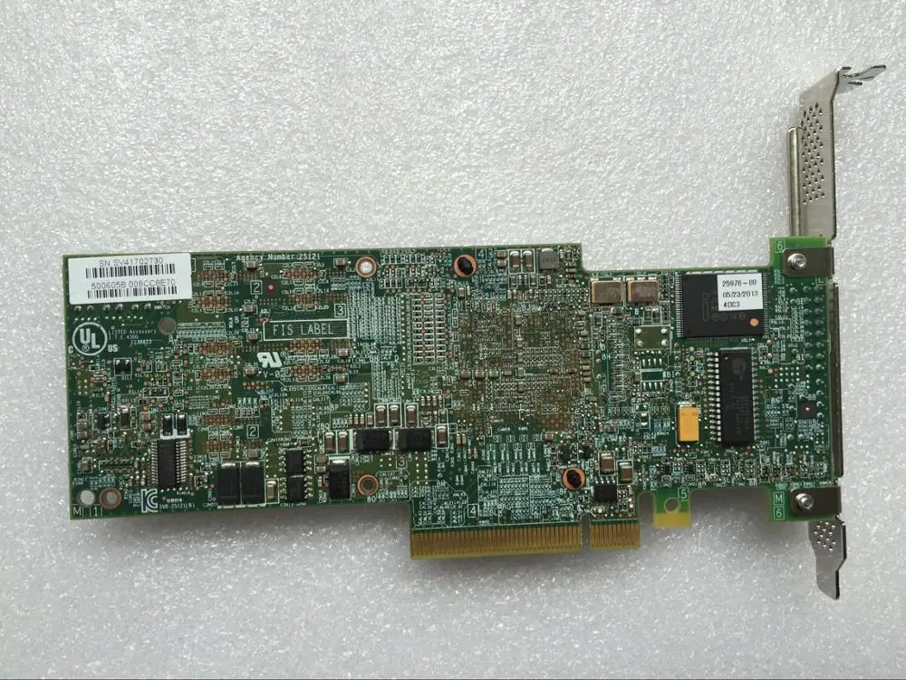 LSI MegaRAID SAS/SATA 9260-4i 4-портовый 6 ГБ/сек. внутренний PCI-E RAID-карта 512m RAID 0/1/5/6/10/50/60 |