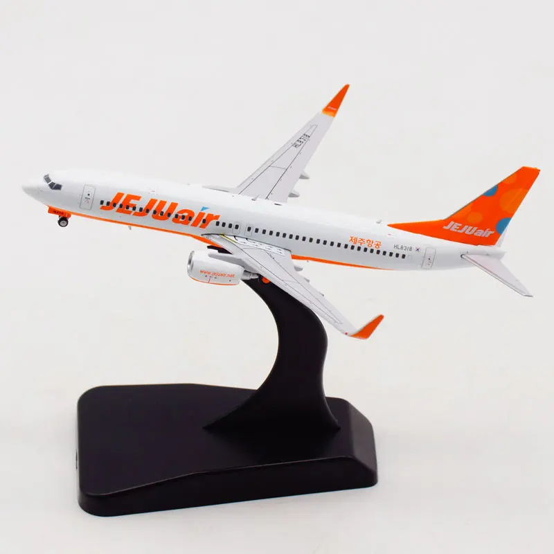 

JC Wings 1:400 Jeju Korea Aviation Boein B737-800 HL8318 Simulated Aircraft Model