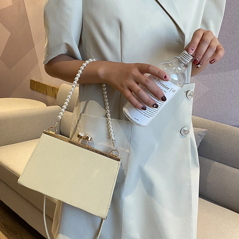 Повседневные женские сумки на плечо из искусственной кожи с зажимом модный