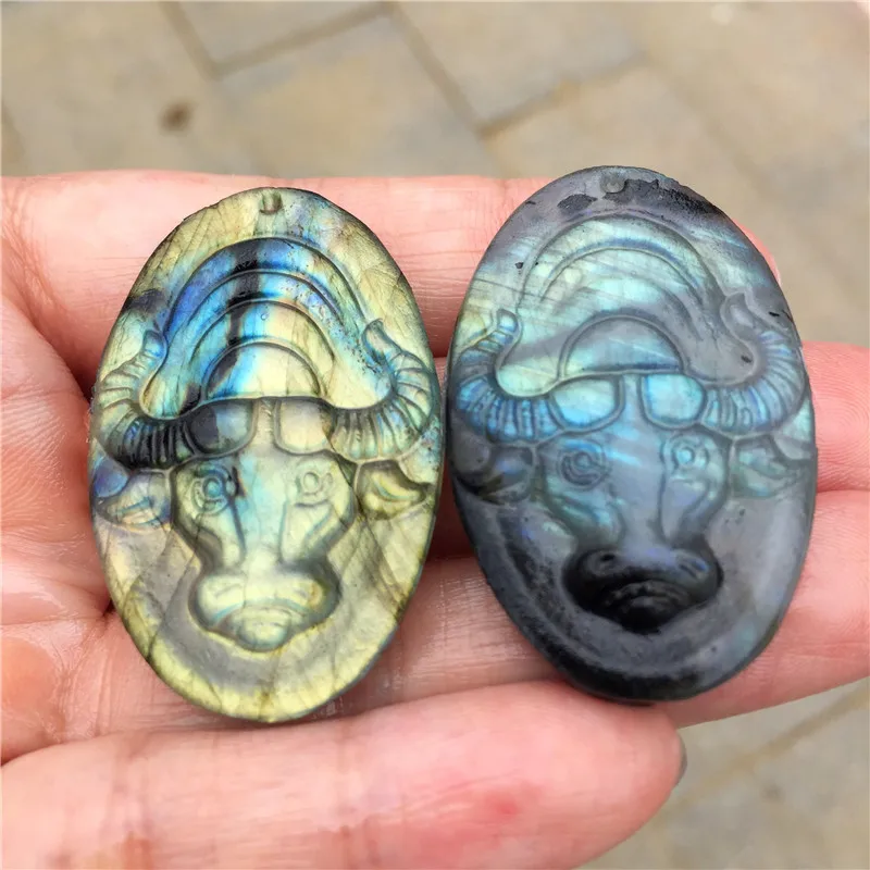 Мигающий натуральный камень лабрадорит ручной работы Резная Голова Ox ожерелье