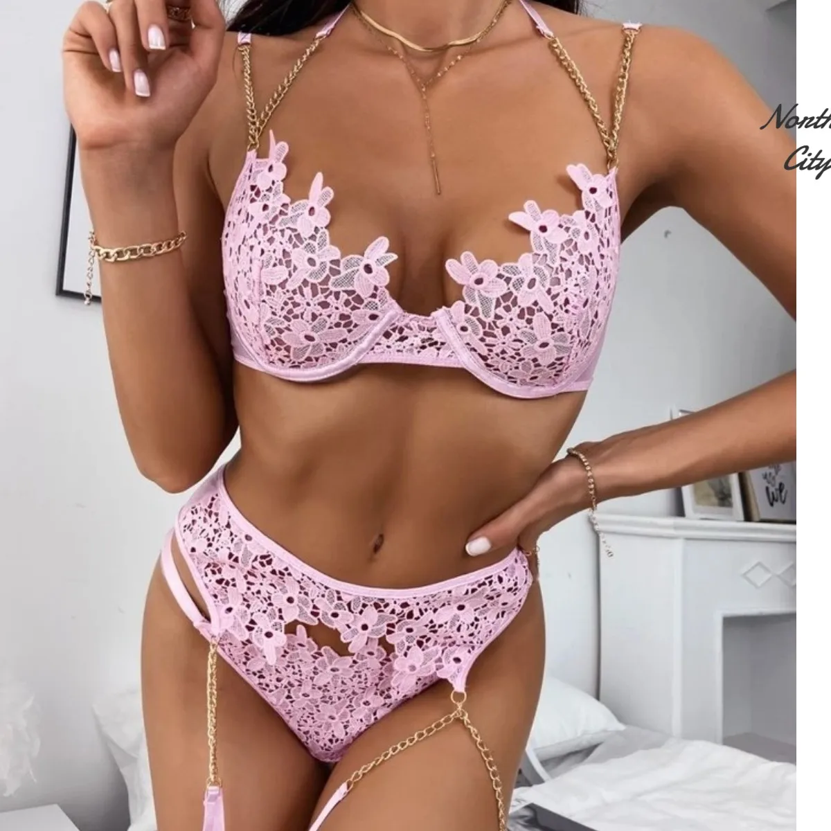 

Однотонный розовый кружевной сексуальный комплект с бюстгальтером на бретельках