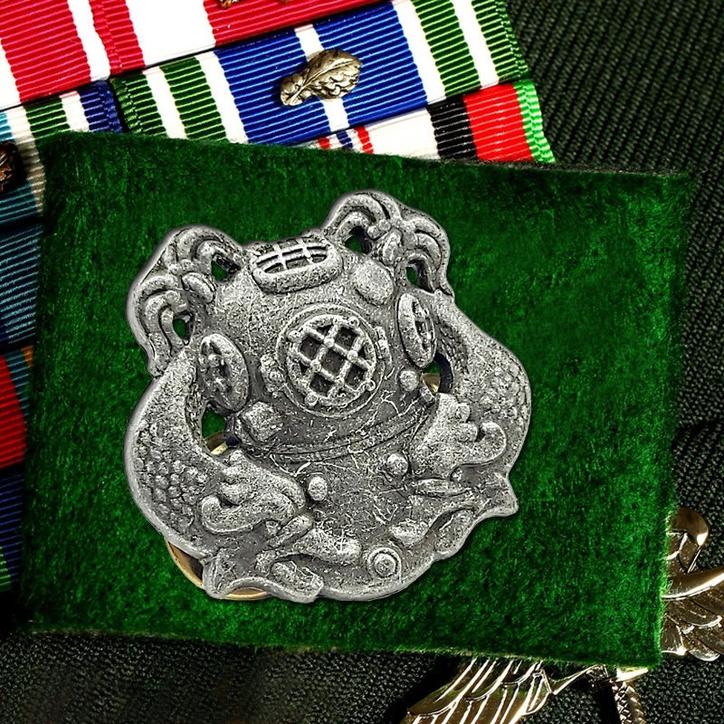 Металлическая винтажная роскошная брошь в американском стиле для