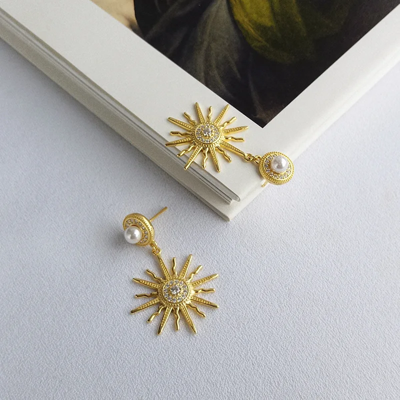 

1pair Authentic 925 Sterling silver white crystals cz Gold Sun Flower &Shell Pearl Drop dangle earrings FINE jEWELRY TLE738