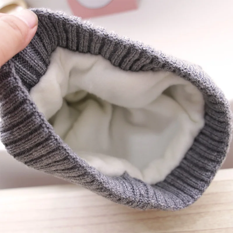 Шапка вязаная детская осенне-зимняя с помпоном и динозавром шапка для малышей |