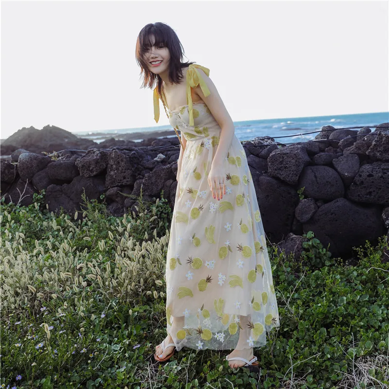 

Sundress Embroidery Spaghetti Strap Maxi Women Dress Beach Strapless Mesh Sleeveless High Quality Ladies Dresses Runway Dresses