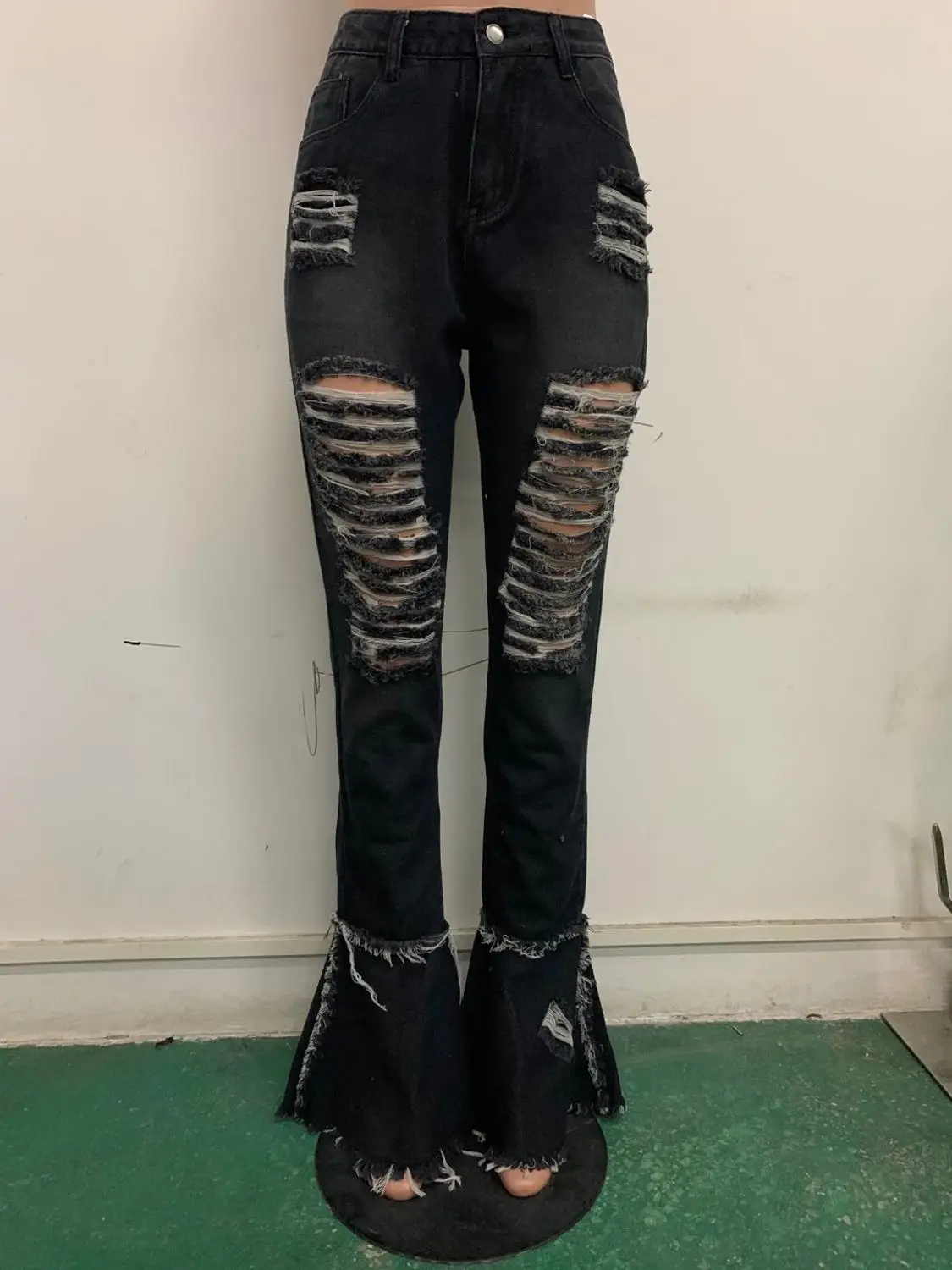 Женские джинсовые брюки с дырками рваные Брюки-клеш высокой талией облегающие в