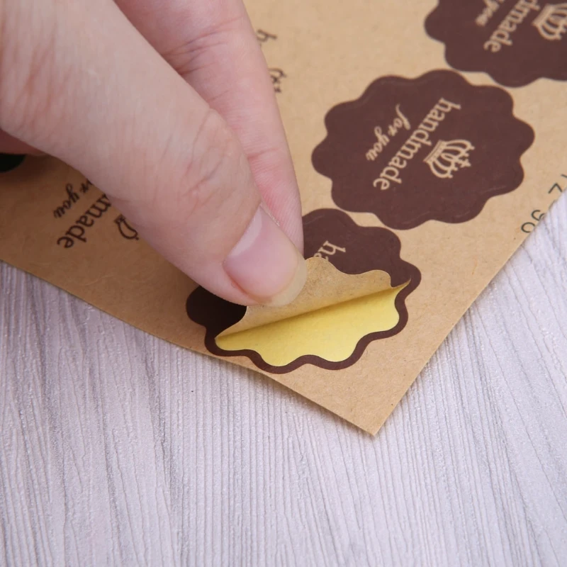 

120PCS Vintage Flower Round Wave Kraft Paper Sticker For Handmade Products Gift G92E