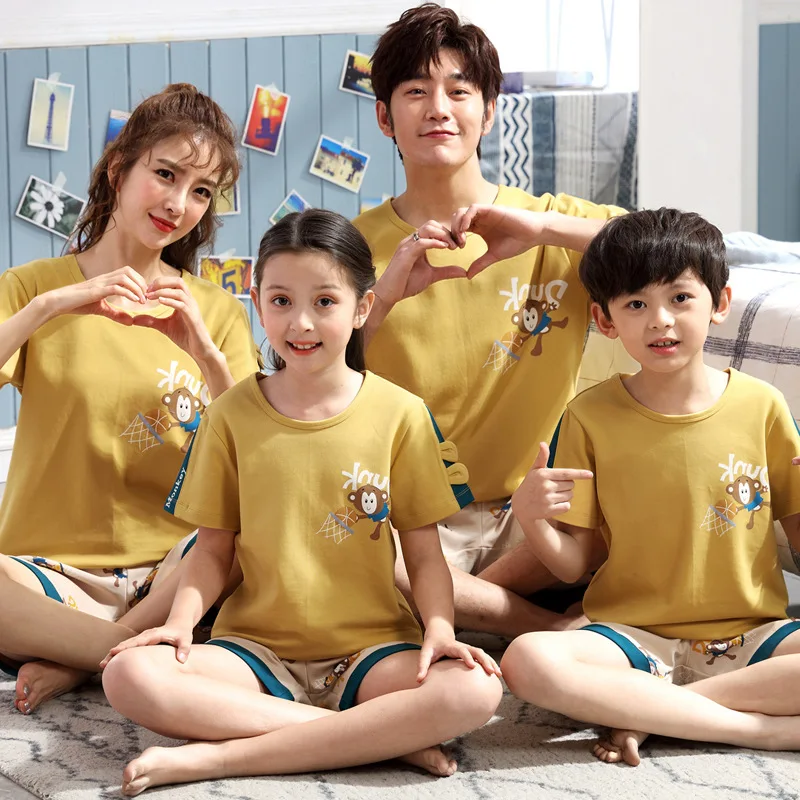 

Летняя Одинаковая одежда для родителей и детей, пижамы для семейного образа, 100% хлопок, одежда для мамы и меня, пижамные комплекты для малень...