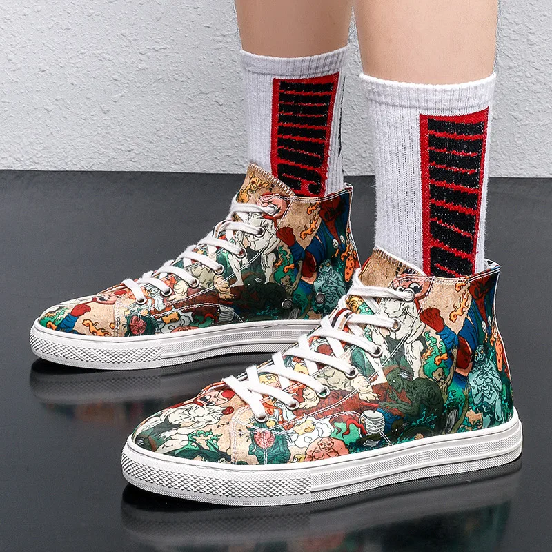 2020 Fashion Cartoon Painting High Skateboard Shoes Men Satin Breathable High top Sneakers Men Sport Shoes zapatillas de deporte