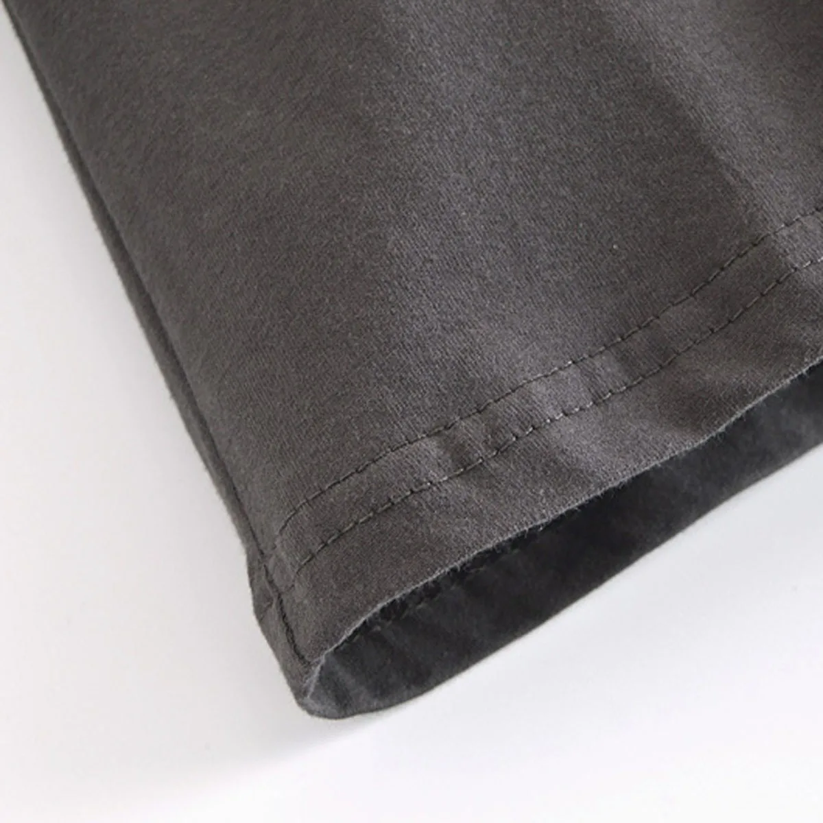 

Elegant JewelNeck Cotton ShortSleeve Regular Length Tees DLSY589