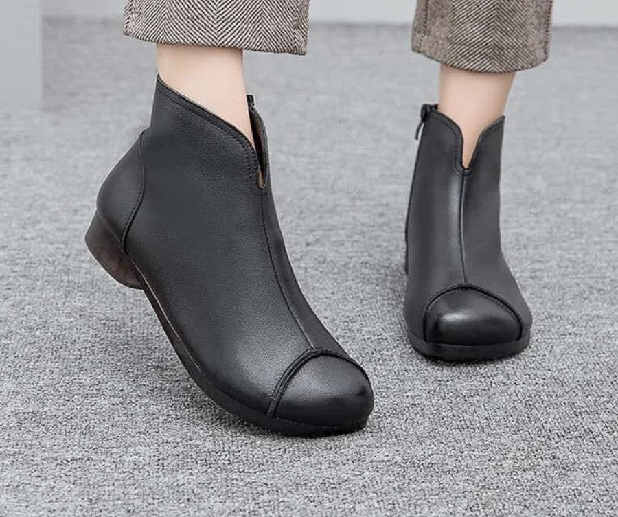 

High Quality Ankle Boots Women's Genuine Leather Shoes Woman Casual Boots Female Flat With Zip Retro Botas