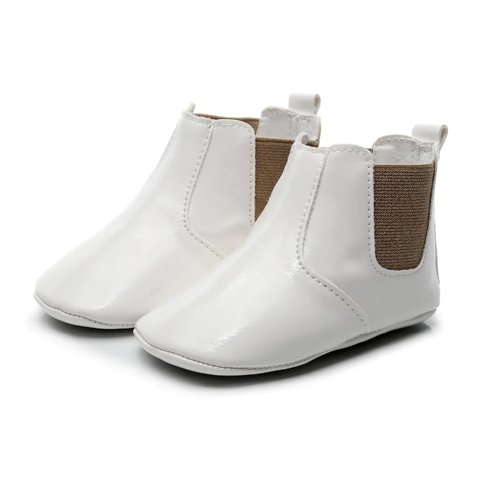 Дропшиппинг для маленьких девочек высокие сапоги upper Boots 6 цветов для новорожденных из искусственной кожи глянцевая с пуховной внутренной частью для малышей; мягкая обувь; зимняя обувь с нескользящей подошвой; ботинки