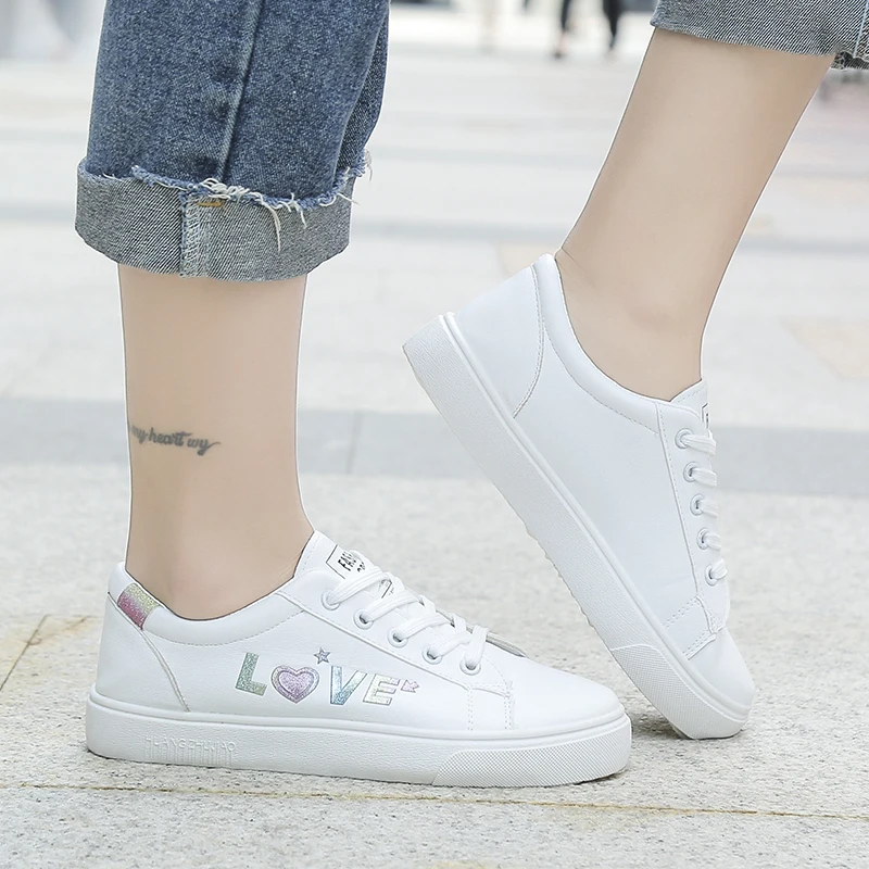 

Autumn Sneakers Women 2019 Fashion Women Casual Breathable Vulcanized Shoes Leather Thick Sole Sneakers White Designer Shoes