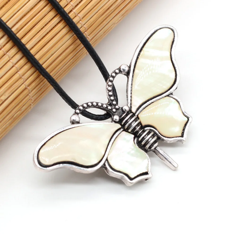 

Cute Butterfly Shell Pendant Necklace Natural Shell Animals Pendant Necklace for Women Jewelry Gift Length 55+5cm Size 57x32mm