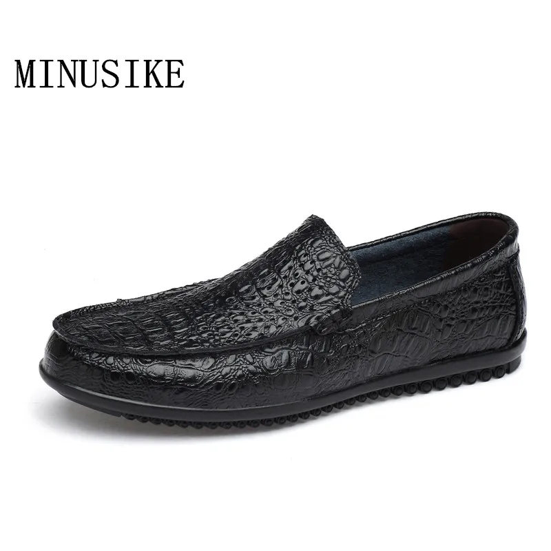 Туфли мужские для вождения натуральная кожа крокодиловый узор дышащие лоферы