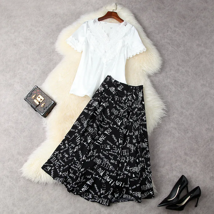 

European and American women's wear summer 2021 new Short sleeved embroidered shirt V-neck Alphabetic print skirt Fashion suits