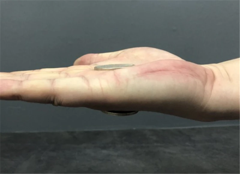 Могучая сила монета (ходящая Свобода Половина доллара) Оливера Волшебная сцена