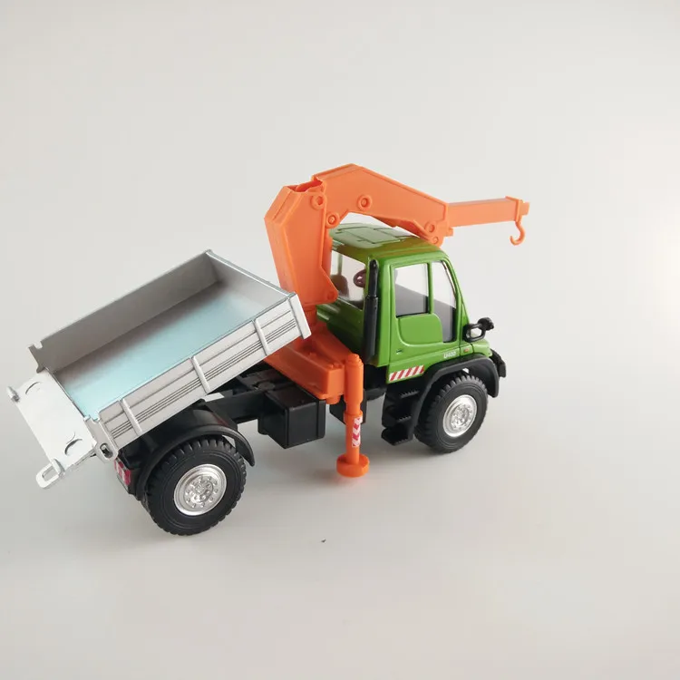 Прямая с фабрики 1: 43 масштабная модель tomy tomica mercedes Unimog грузовики с бумом внедорожные грузовики для детей мальчиков Рождественский подарок