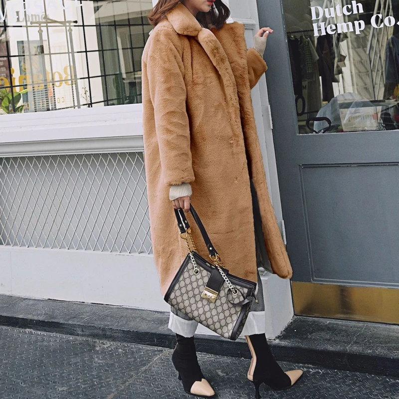 Женская длинная куртка из искусственного меха Повседневная утепленная розовая в