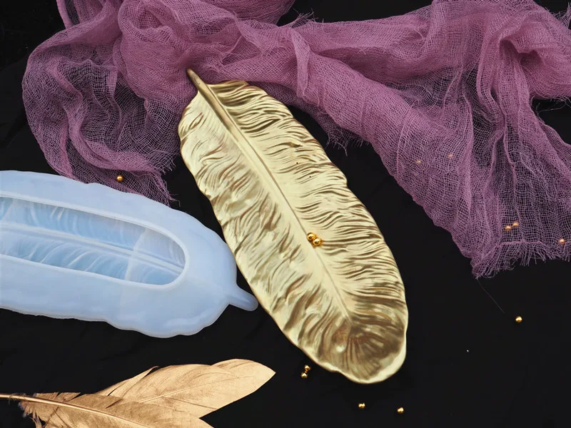 

DIY Crystal Epoxy Mold Feather Wing Silicone Tray Ab Glue European-style Dish Plate Silicone Mold