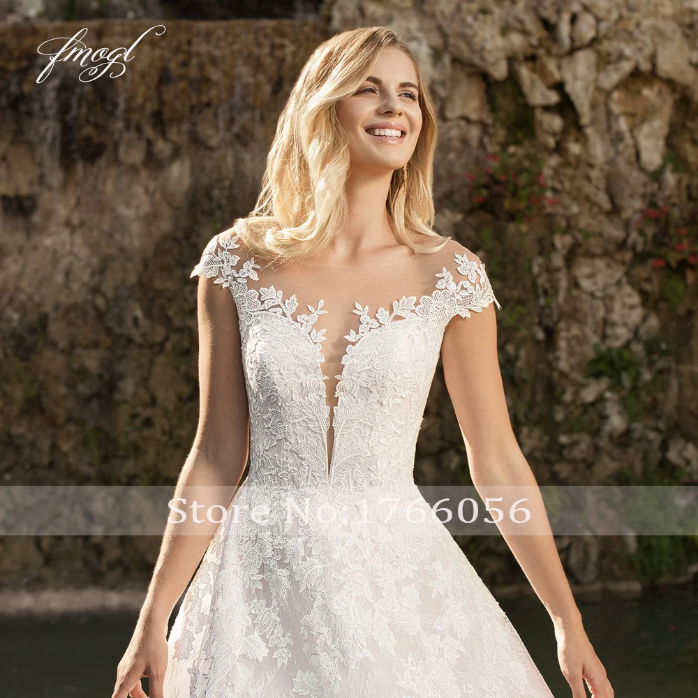 

Fmogl Sexy V Neck Cap Sleeve Lace Princess Wedding Dresses 2020 Luxury Appliques Sweep Train Vintage A Line Bridal Gowns