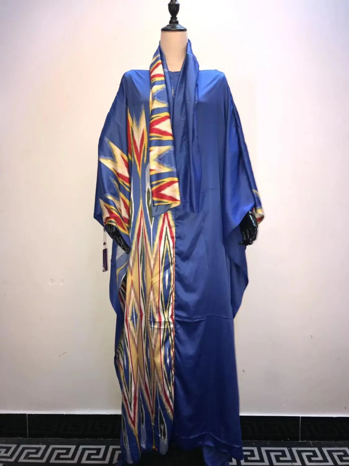 

New Energetic young lady Italian Silk Kaftan Dresses Beautiful Loose style Dashiki Silk Dresses African Dresses for women