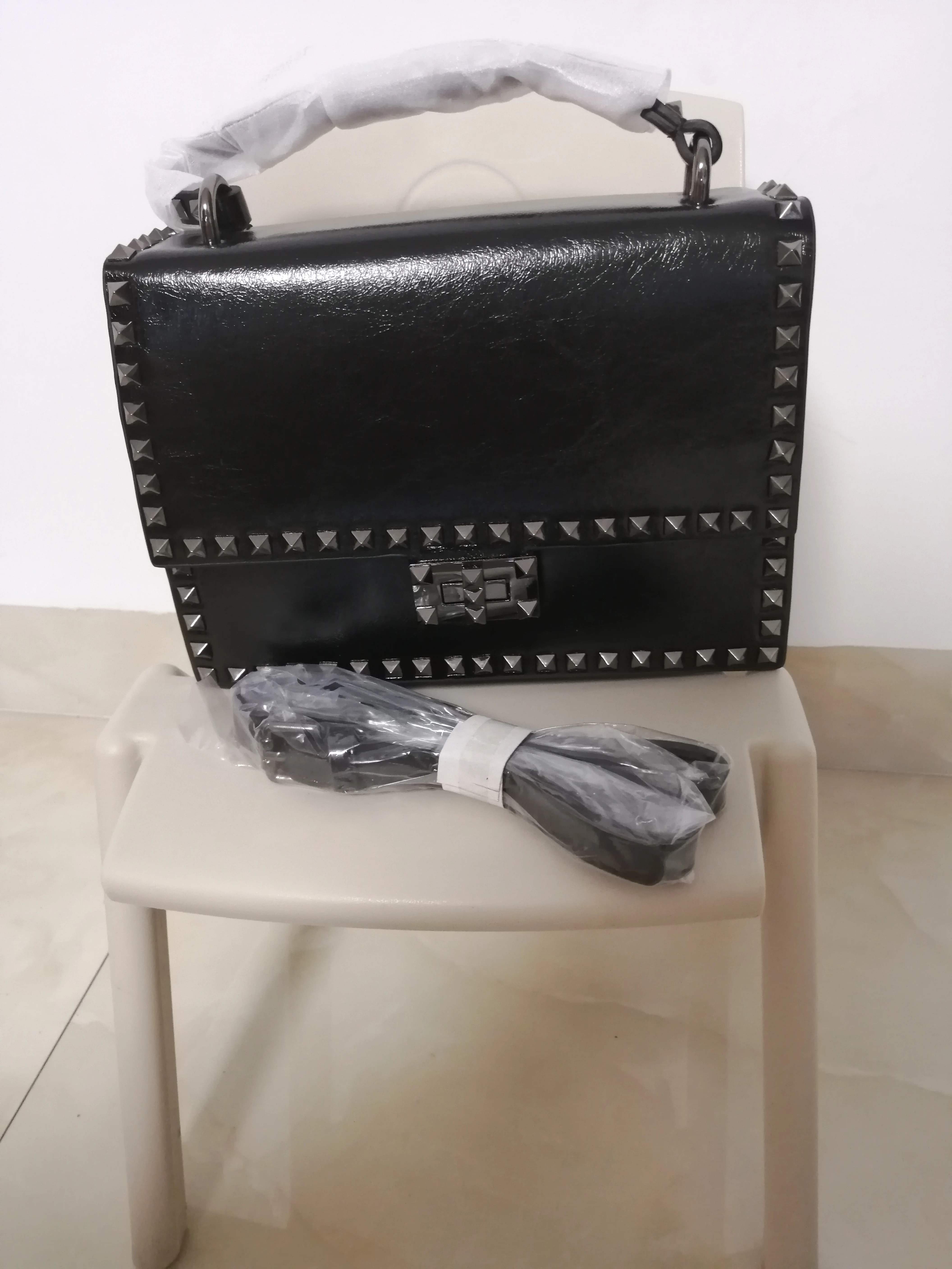 

free shipping 2020 the new style hot sale fashion genuine cow leather women handbag one shoulder bag crossbody bag 6 color 23cm