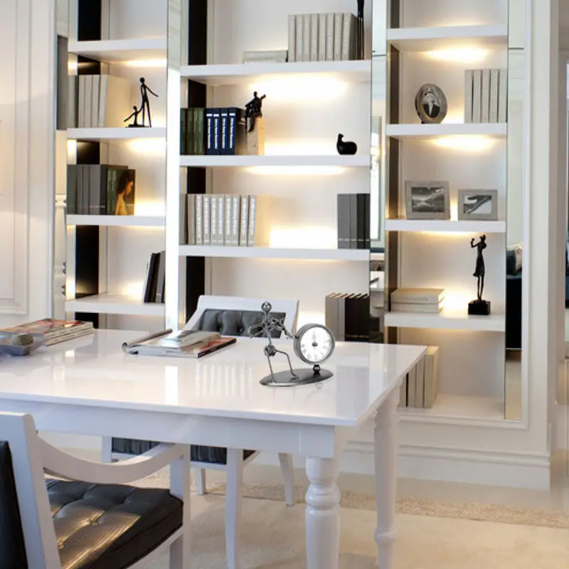 Настольные часы скандинавских музыкальных Железный человек украшения