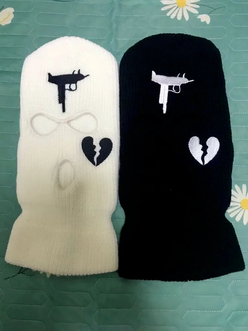 

High Quality Embroidery Broken Heart Balaclava Three-hole Ski Mask Tactical Mask Full Face Mask Winter Hat Halloween Party Mask