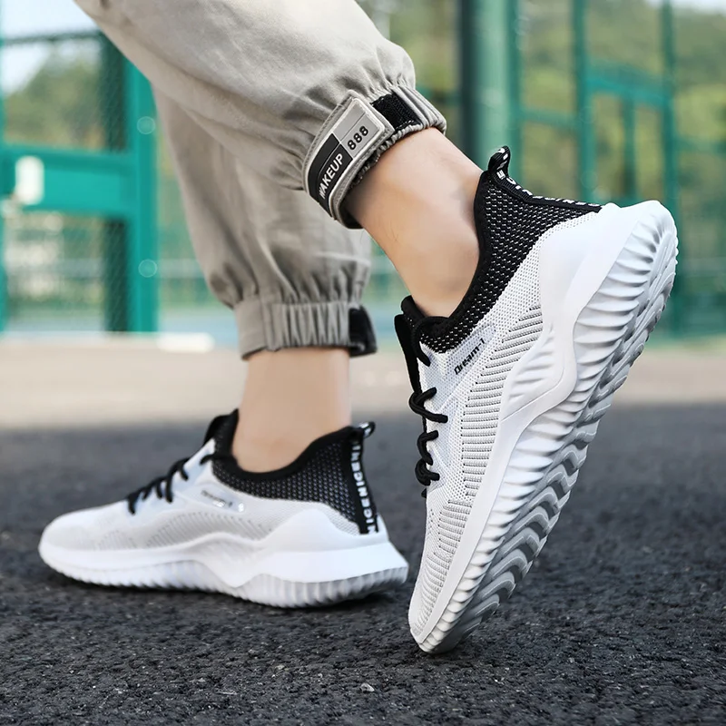 Men Mesh Breathable Running Sport Shoes Fashion Light Soft Men Sneakers Outdoor Comfortable Casual Antiskid Jogging Sport Shoes