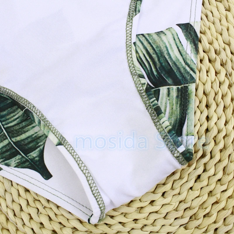 

100pcs 2021 new Europe and America sexy swimsuit hard pack split bikini swimsuit mixed colors