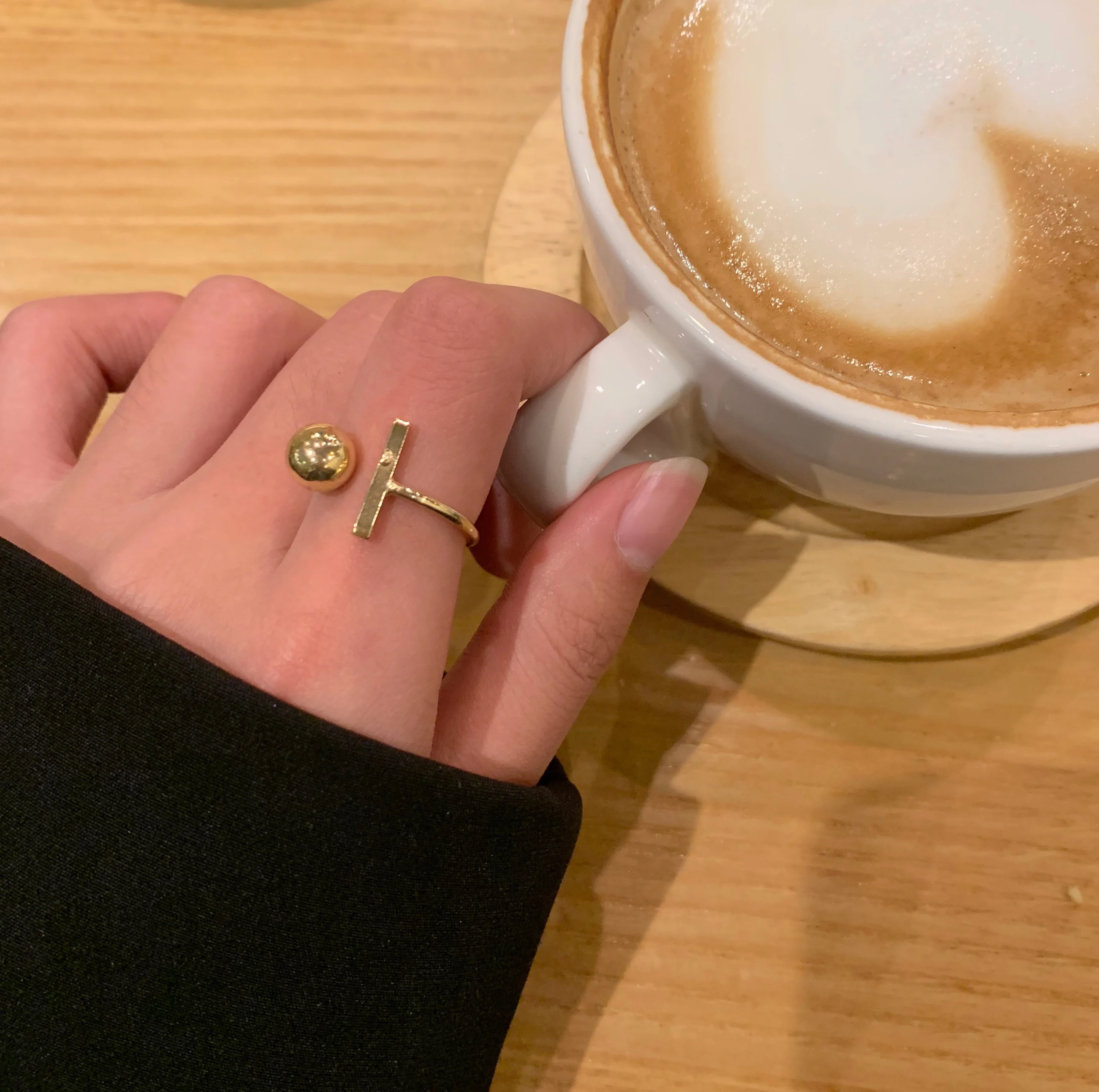 Женское асимметричное кольцо с золотистыми шариками регулируемый размер|Кольца|