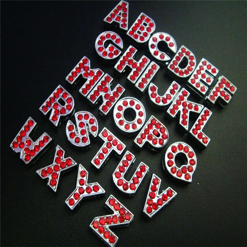 20 штук A-Z красного цвета с украшением в виде кристаллов буквенным принтом