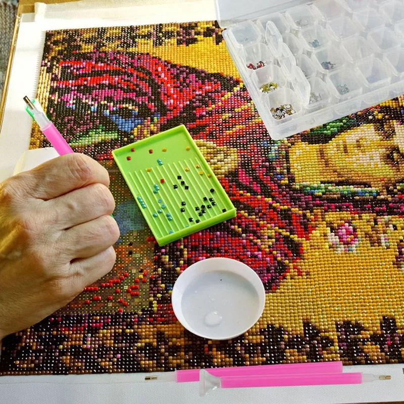 

Special Jewelry Box Storage Box Dustproof Transparent 28 Grid High-End Jewelry Diamond Storage Box