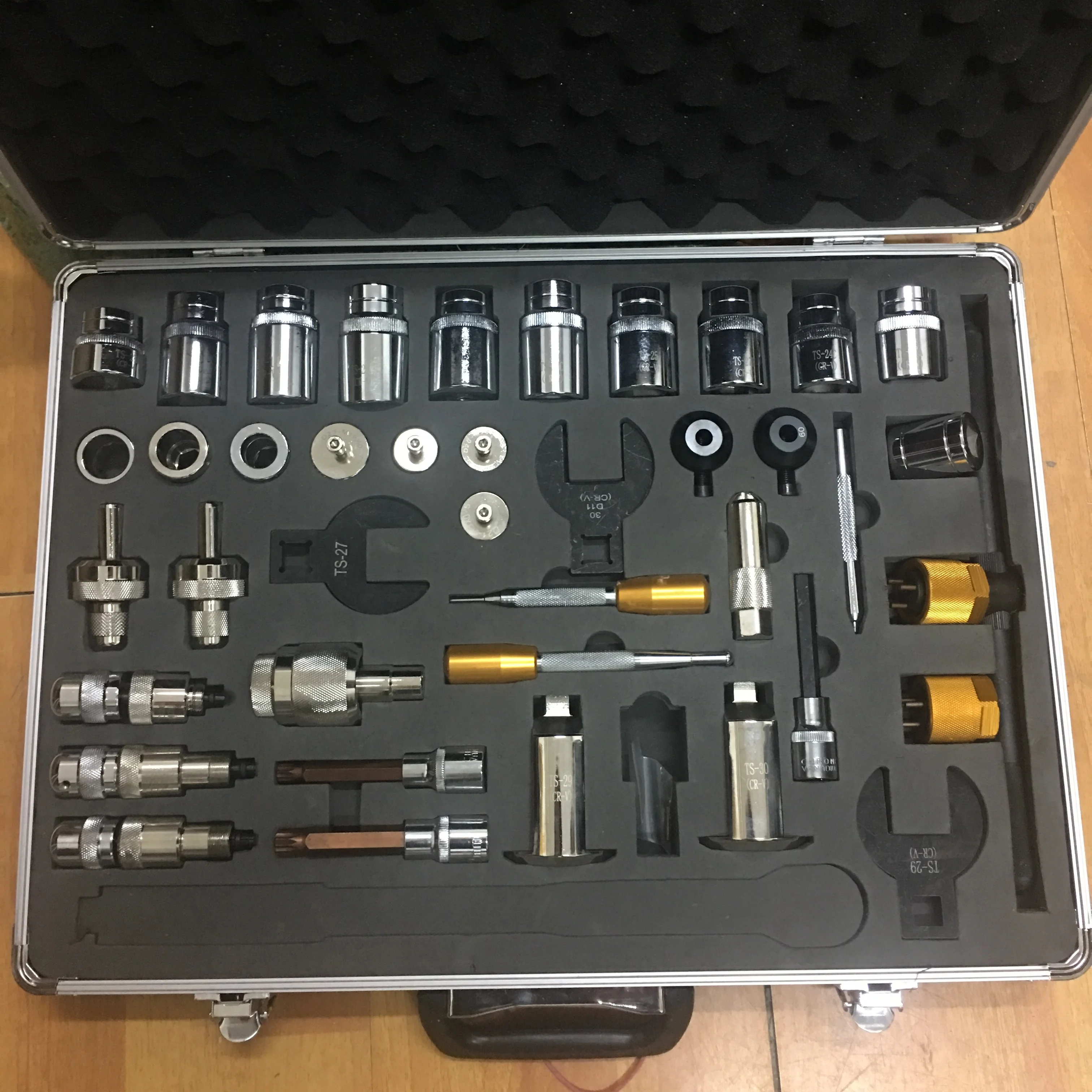 

BST3003 common rail injector disassembly and dismounting tool kits common rail injector repairing tool kits 40pcs