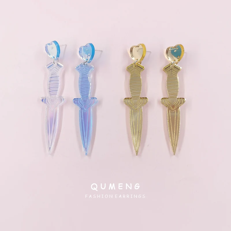 

Женские акриловые зеркальные серьги QUMENG, разноцветные очаровательные ювелирные украшения в форме сердца с подвеской в виде кинжала и ножа, ...