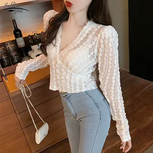 Милая Короткая кружевная белая рубашка Koresn, Женский Осенний топ с V-образным вырезом и длинным рукавом, повседневная винтажная Элегантная блузка, женские блузы 11841