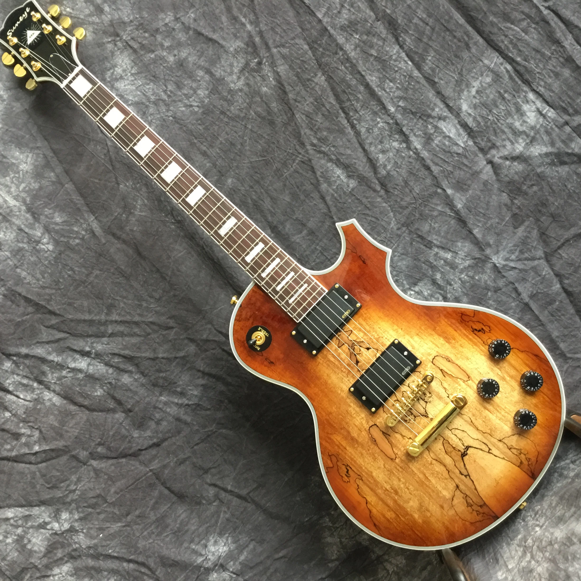 Оптовая продажа электрическая гитара Suneye Style LP с зернистой текстурой под золото