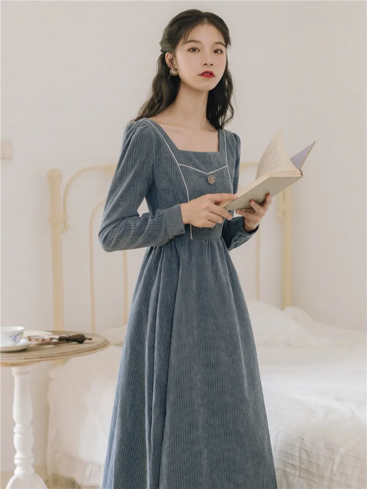 

Женское платье с квадратным вырезом, с высокой талией, в викторианском стиле