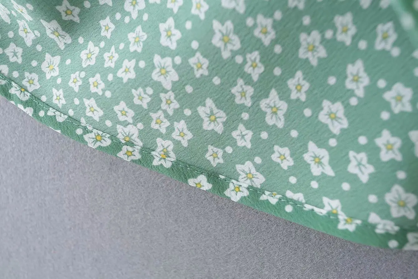 Винтажное платье-миди Bazaleas на бретелях-спагетти французское зеленое летнее