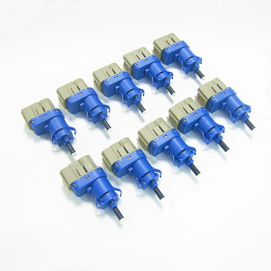 

Car accessories original quality brake lamp switch for Mazda 3 2004-2016 CX5 Mazda 2 5 6 cx9 focus III VOLVO s40 s50